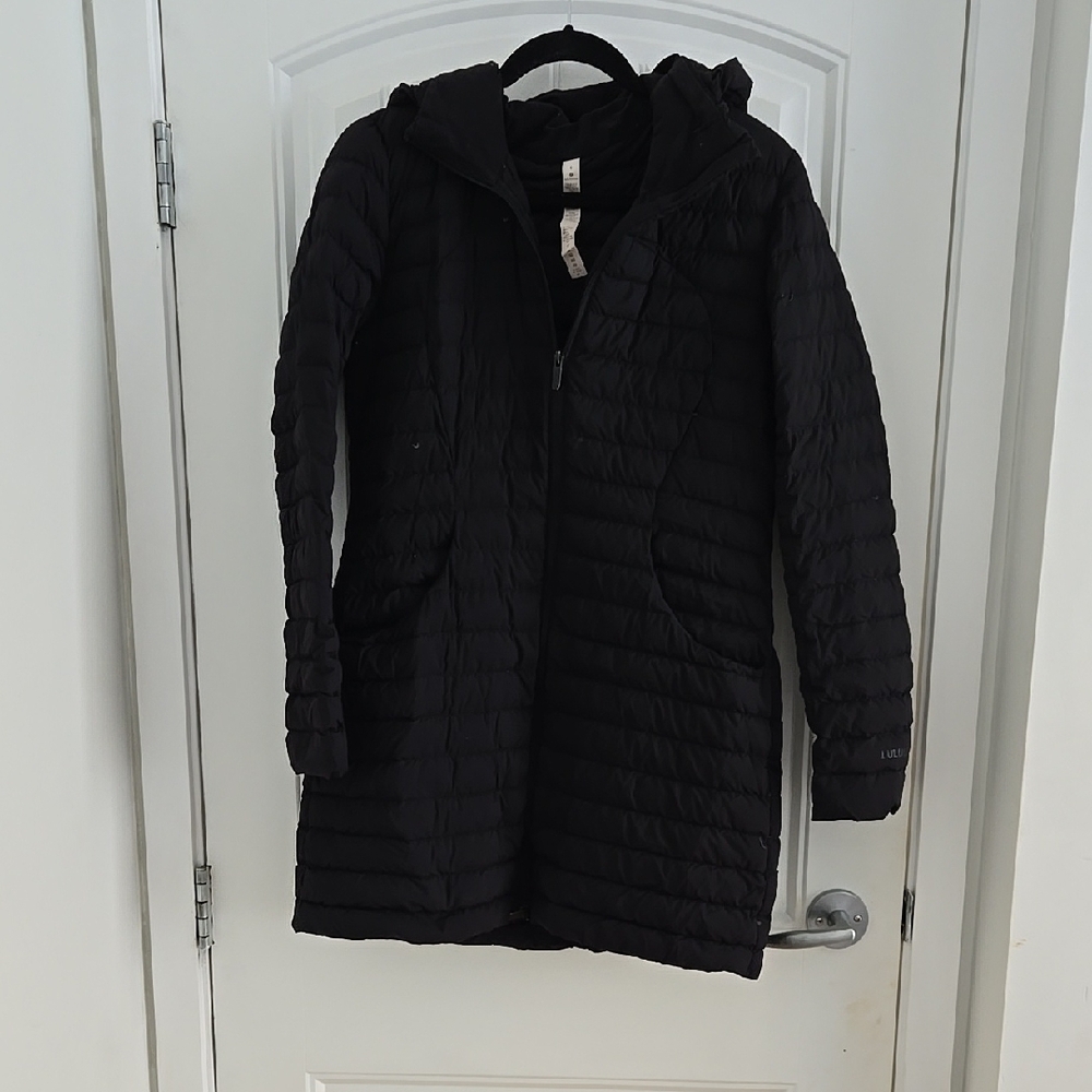 Lululemon Women's Black Down Jacket